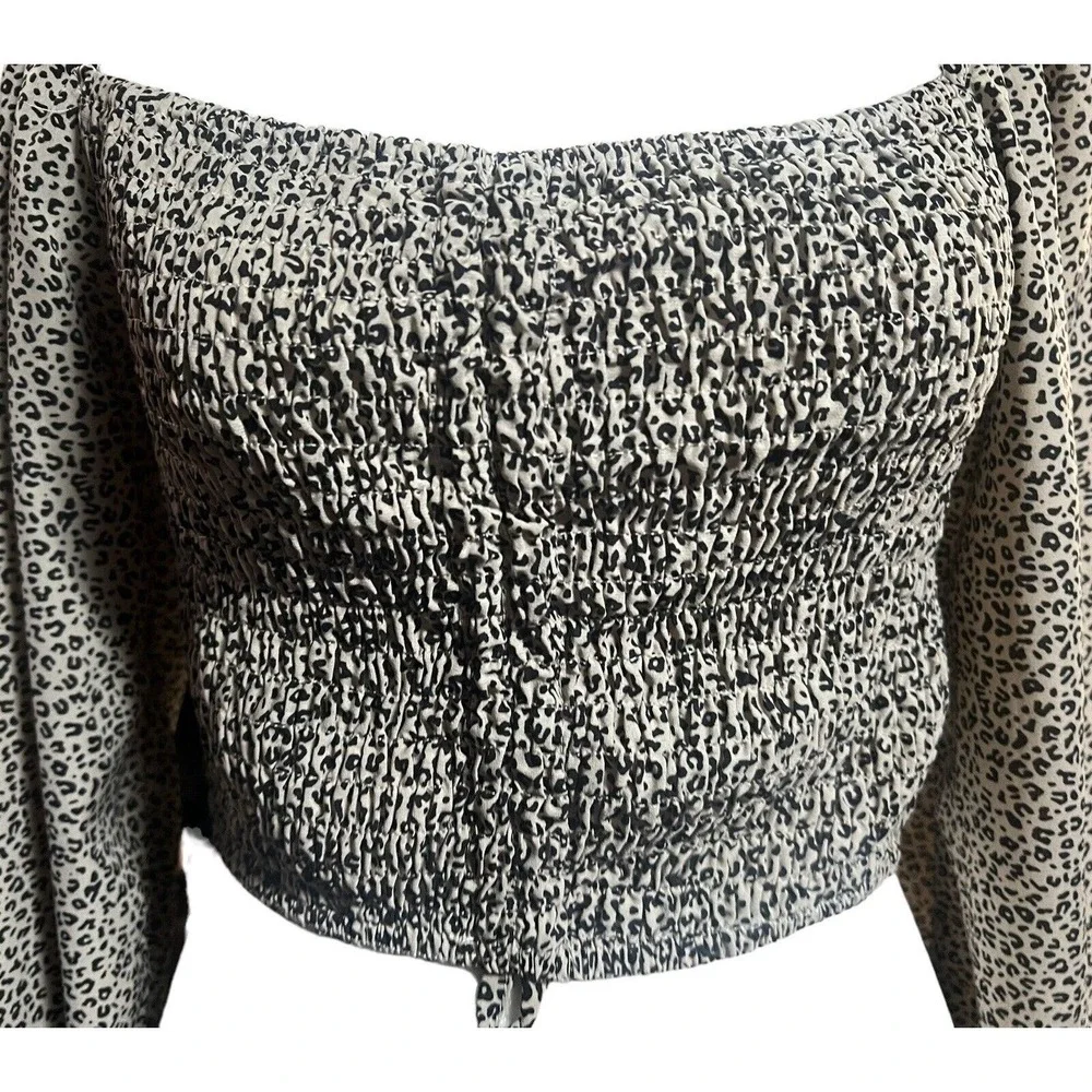 Le Lis Womens Animal Print Sheer Balloon Sleeve Smocked Tie Crop Top Size Small - Picture 3 of 9